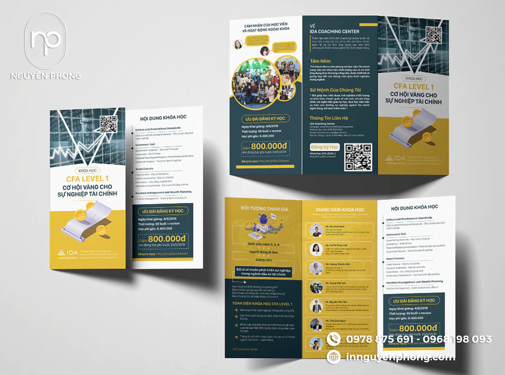 Poster tuyên truyền lhoas học tại các trung tâm tiếng anh 